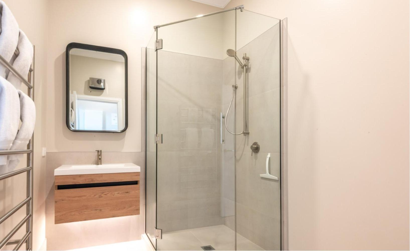 Kaiapoi Luxury Accommodation 2 - Bookahome Ngoại thất bức ảnh